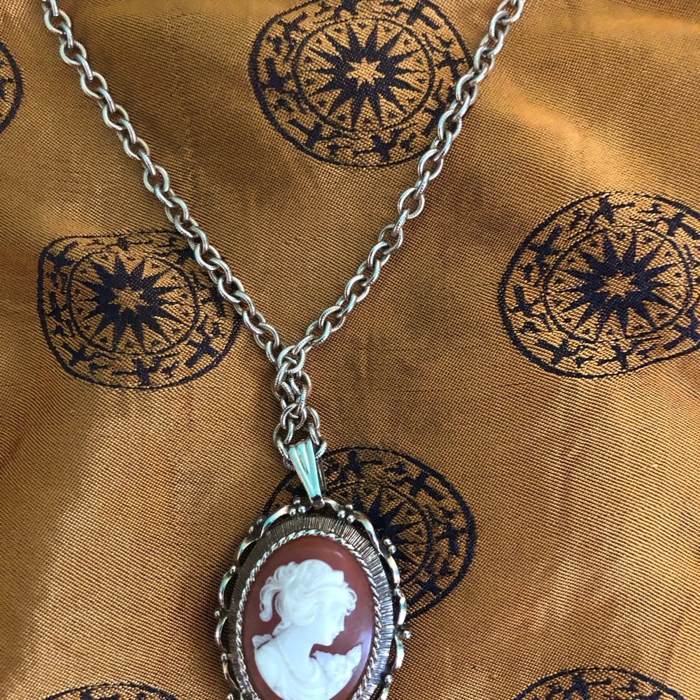 Romantic, Victorian cameo necklace